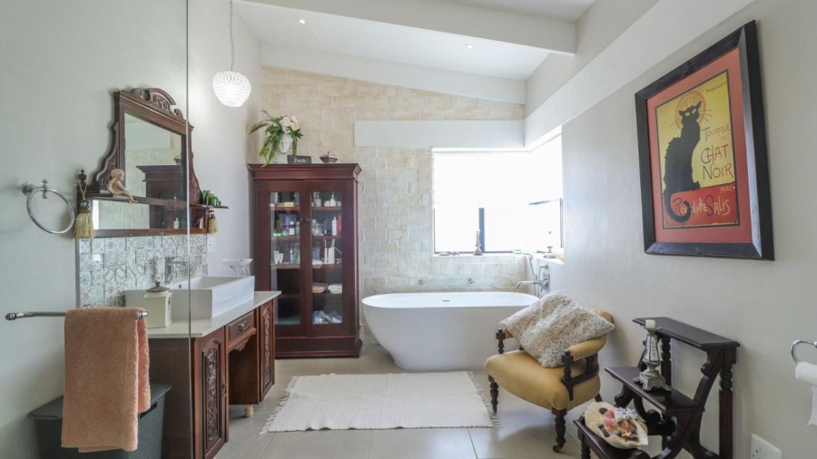3 Bedroom Property for Sale in Stilbaai Oos Western Cape